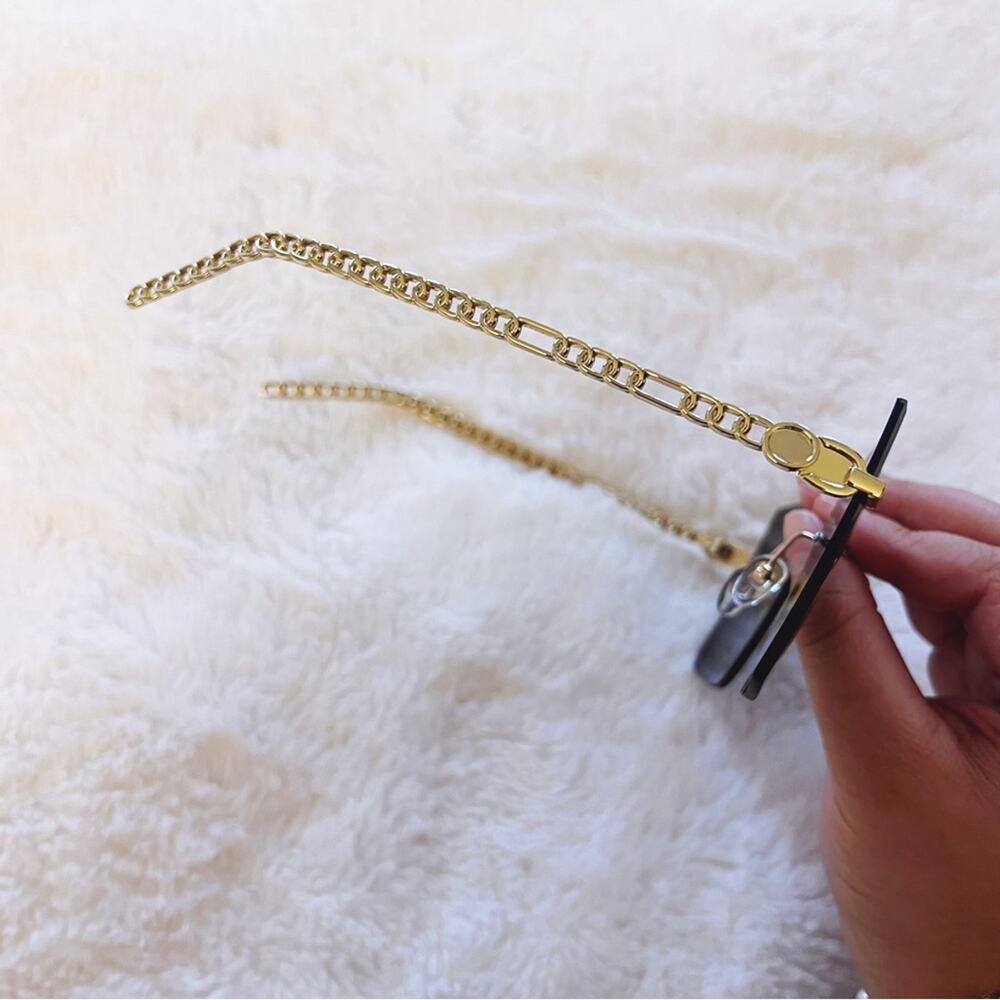 Skyla Black & Gold Chain Link Oversized Sunglasses - Picture 4 of 11